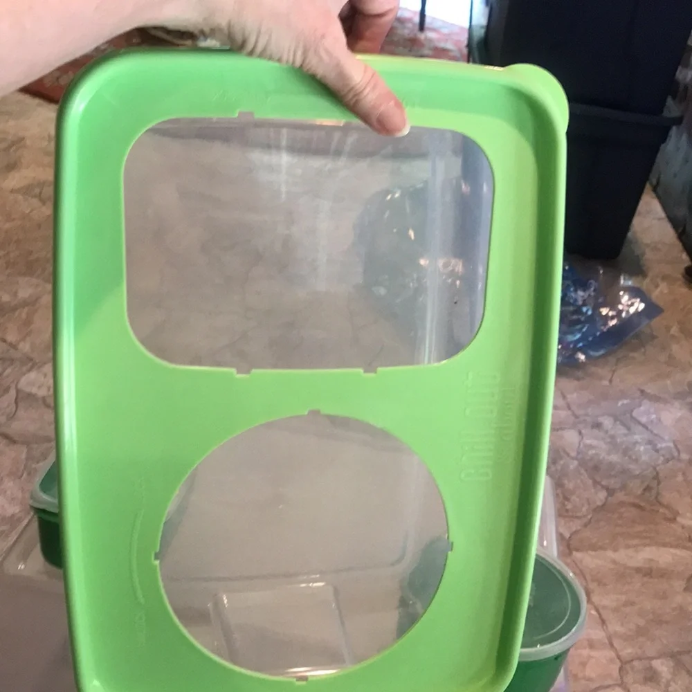 Chill Out & About Cooler  14-pc Cooling Tray